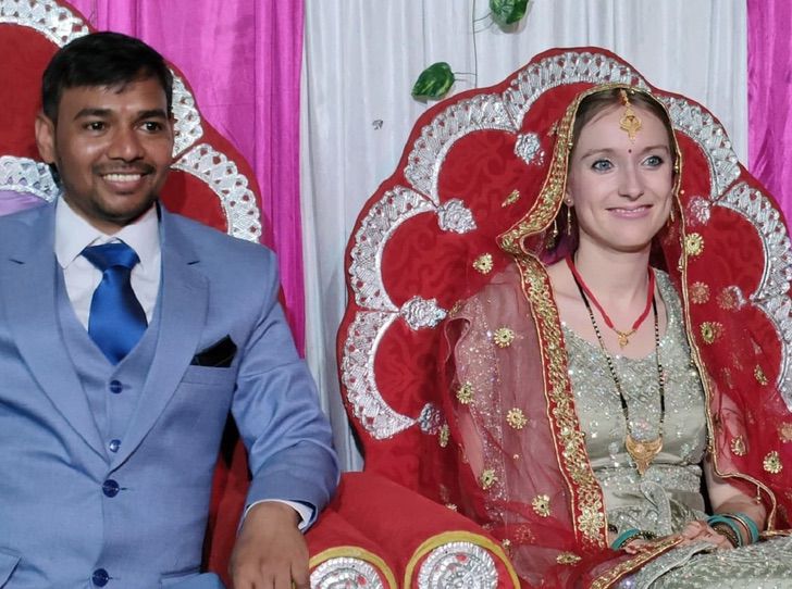 revistapazes.com - Pesquisador indiano se apaixona e casa com cientista alemã: 'Celebramos um típico casamento hindu'