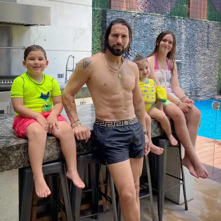 revistapazes.com - Influencer vende embriões com seu DNA por R$ 10 milhões cada: 'Meus genes vão melhorar a humanidade'