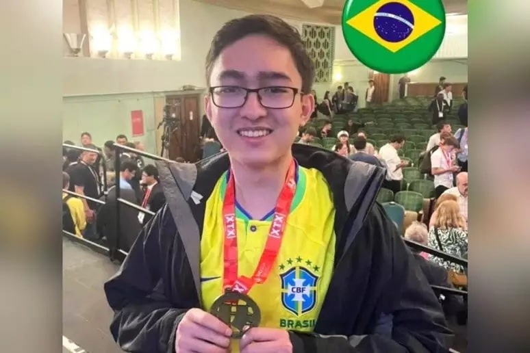 revistapazes.com - Brasileiro que estuda quase 20 horas POR DIA é medalha de OURO em Mundial de Matemática