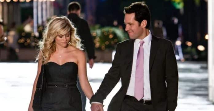 Para deixar sua noite mais leve: Filme hilário com Reese Witherspoon e Paul Rudd é ótima opção para ver na Netflix