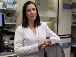 Brasileira cria super invenção que pode identificar quase 20 tipos de câncer em 15 minutos - conheça a ferramenta!