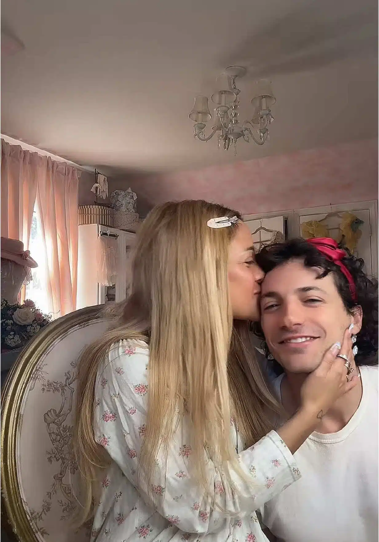 revistapazes.com - A nova tendência entre os jovens: Você sabe o que é Casamento Lavanda?