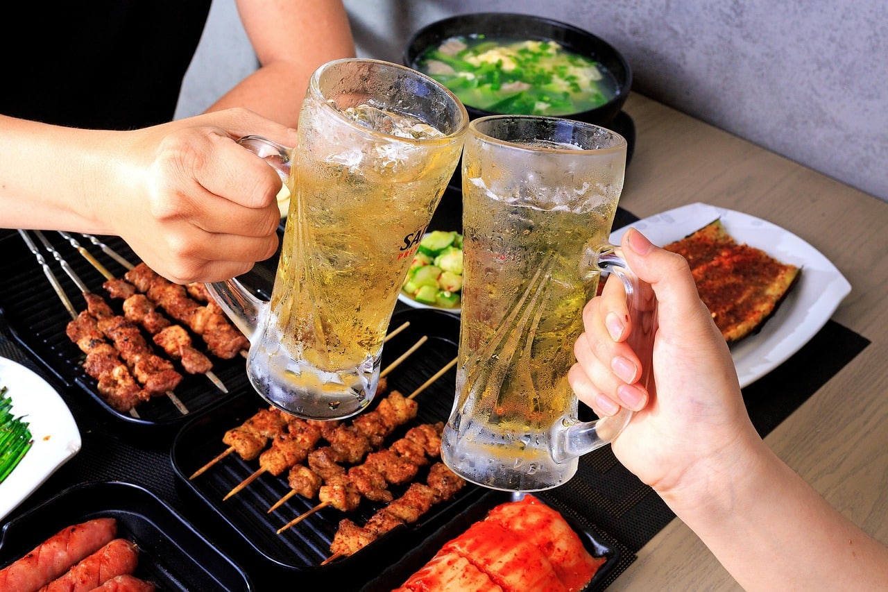 Guia de harmonização: combinações perfeitas de bebidas para o seu churrasco